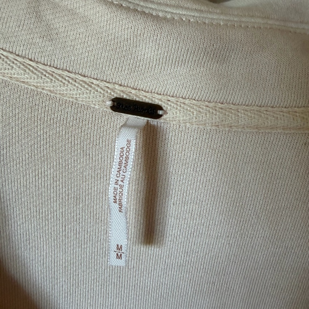 Free People ruby Shacket - Picture 3 of 4